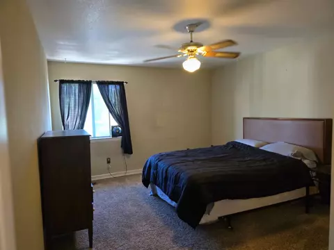 Bedroom - 401 Montrose Ct, Modesto, CA 95355 photo 3 of 4