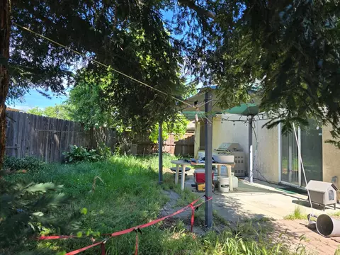 Exterior - 401 Montrose Ct, Modesto, CA 95355 photo 4 of 4