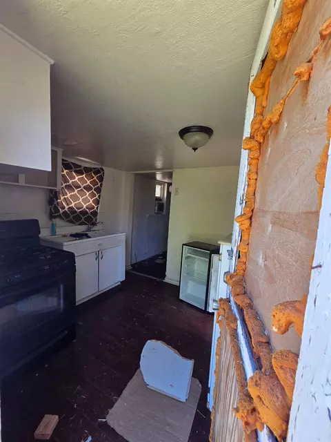 Kitchen - 133 5th St, Galt, CA 95632 photo 4 of 4