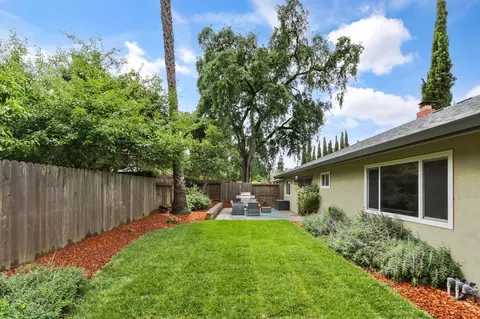 Exterior - 3948 Cowell Blvd, Davis, CA 95618 photo 8 of 10