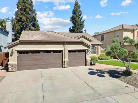 2121 Steinbeck Dr, Modesto, CA 95356 photo 3