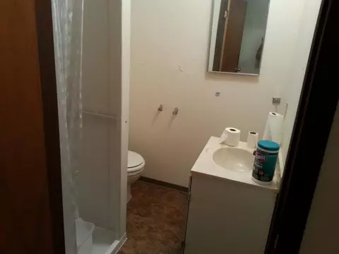 Bath - 1172 Hodson Rd, Copperopolis, CA 95228 photo 1 of 1