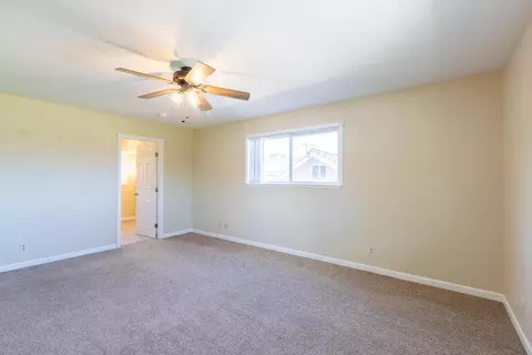 Bedroom - 9375 Cherry Ave, Orangevale, CA 95662 photo 2 of 4