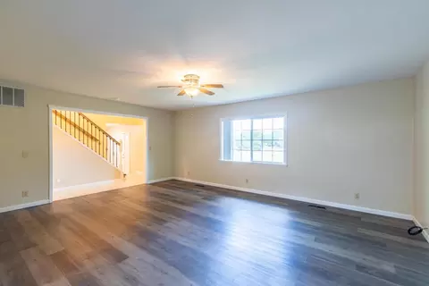 Living - 9375 Cherry Ave, Orangevale, CA 95662 photo 7 of 10