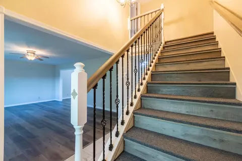 Entry Way - 9375 Cherry Ave, Orangevale, CA 95662 photo 4 of 5