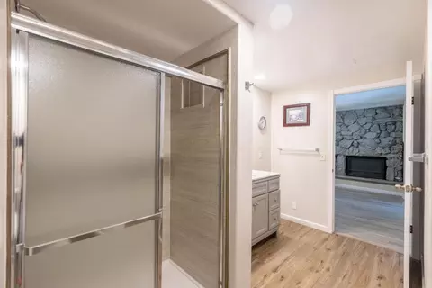 Bath - 9375 Cherry Ave, Orangevale, CA 95662 photo 4 of 7