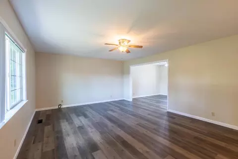 Living - 9375 Cherry Ave, Orangevale, CA 95662 photo 5 of 10