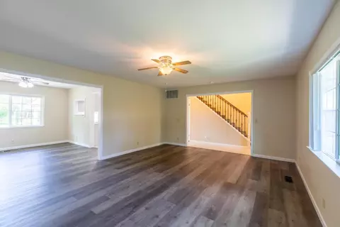 Living - 9375 Cherry Ave, Orangevale, CA 95662 photo 6 of 10