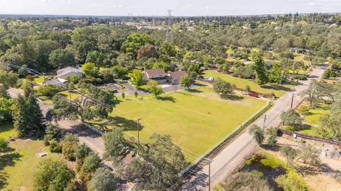 View/Area - 9375 Cherry Ave, Orangevale, CA 95662 photo 10 of 13