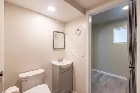 Bath - 9375 Cherry Ave, Orangevale, CA 95662 photo 3 of 7