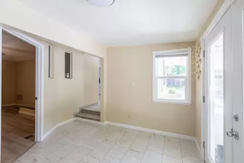 Entry Way - 9375 Cherry Ave, Orangevale, CA 95662 photo 2 of 5