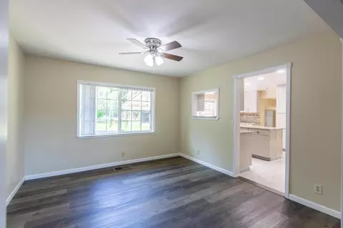 Living - 9375 Cherry Ave, Orangevale, CA 95662 photo 8 of 10