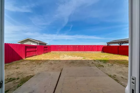 Exterior - 4637 Zoe Ave, Keyes, CA 95328 photo 8 of 11