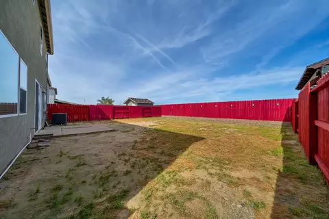 Exterior - 4637 Zoe Ave, Keyes, CA 95328 photo 6 of 11