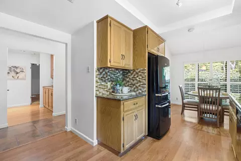 Kitchen - 1833 Edgebrook Dr #A, Modesto, CA 95354 photo 5 of 6
