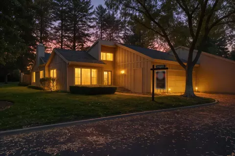 Exterior - 1833 Edgebrook Dr #A, Modesto, CA 95354 photo 1 of 8