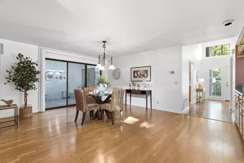 Dining - 1833 Edgebrook Dr #A, Modesto, CA 95354 photo 1 of 4