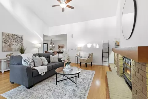 Living - 1833 Edgebrook Dr #A, Modesto, CA 95354 photo 2 of 2