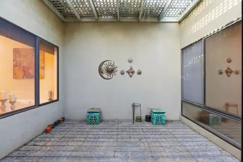 Exterior - 1833 Edgebrook Dr #A, Modesto, CA 95354 photo 7 of 8