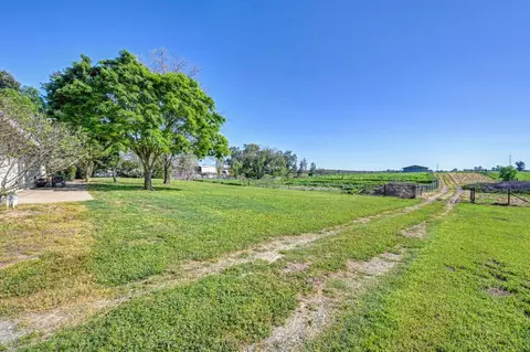 Exterior - 12260 Angle Rd, Herald, CA 95638 photo 2 of 11