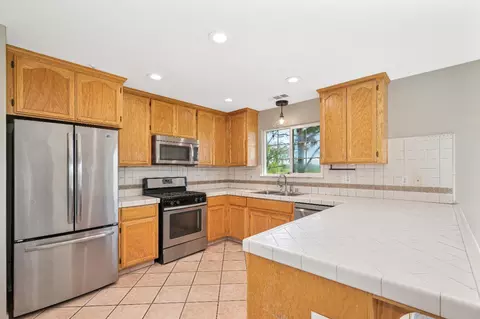 Kitchen - 12260 Angle Rd, Herald, CA 95638 photo 2 of 2