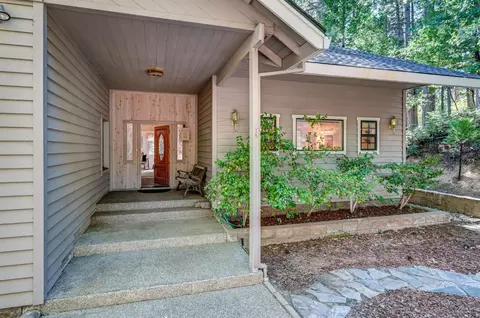 923 Bear Run Way, Arnold, CA 95223 photo 4