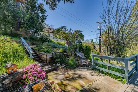 Exterior - 594 High St, Sonora, CA 95370 photo 11 of 26