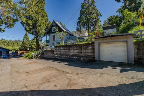 Exterior - 594 High St, Sonora, CA 95370 photo 3 of 26