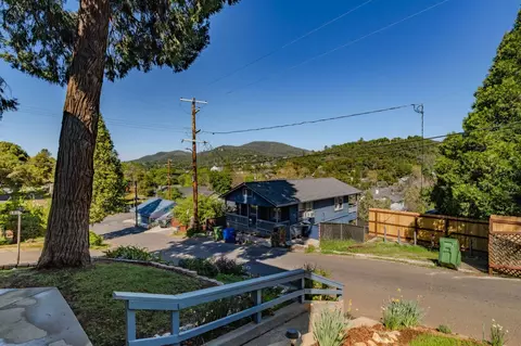 Exterior - 594 High St, Sonora, CA 95370 photo 21 of 26