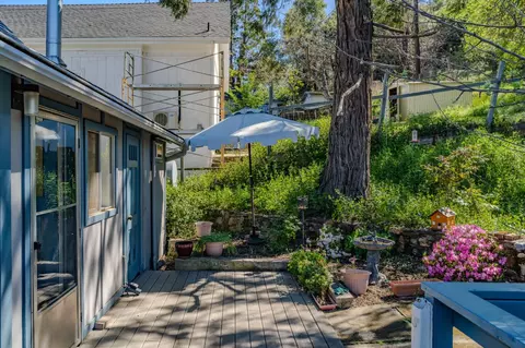 Exterior - 594 High St, Sonora, CA 95370 photo 10 of 26