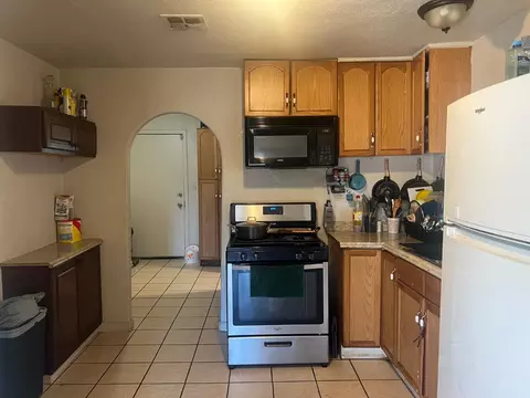 Kitchen - 1514 Eureka St, Modesto, CA 95358 photo 1 of 2