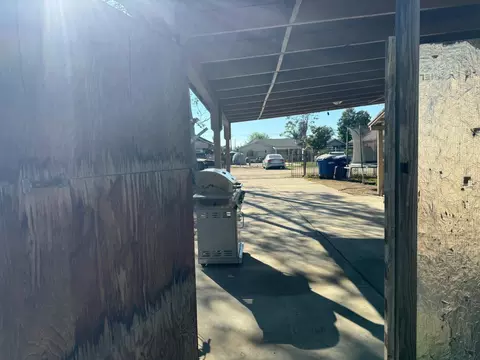 Exterior - 1514 Eureka St, Modesto, CA 95358 photo 2 of 3