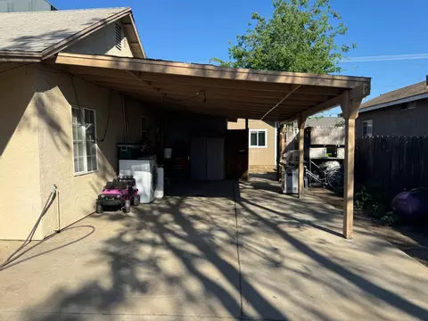 Exterior - 1514 Eureka St, Modesto, CA 95358 photo 3 of 3