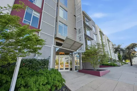 555 Ygnacio Valley Rd #220, Walnut Creek, CA 94596