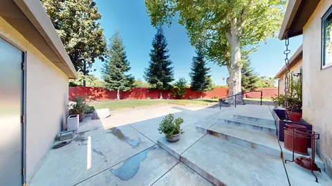 Exterior - 821 High St, Modesto, CA 95354 photo 9 of 11