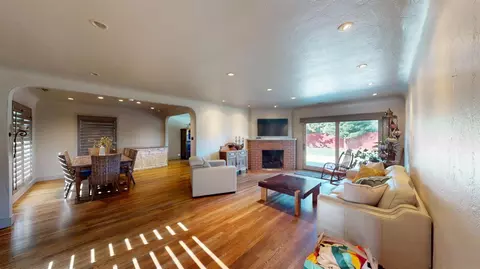 Living - 821 High St, Modesto, CA 95354 photo 1 of 2