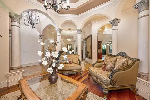 Living - 3430 Nadine St, Carmichael, CA 95608 photo 3 of 6