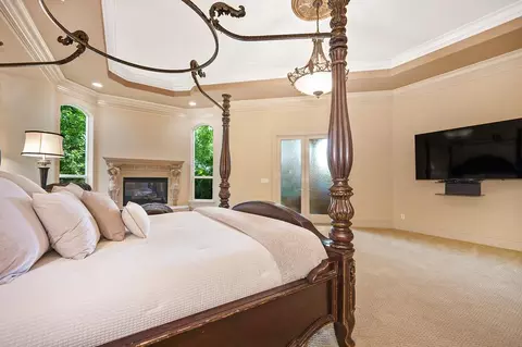Bedroom - 3430 Nadine St, Carmichael, CA 95608 photo 2 of 11