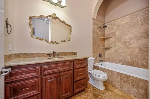 Bath - 3430 Nadine St, Carmichael, CA 95608 photo 6 of 9