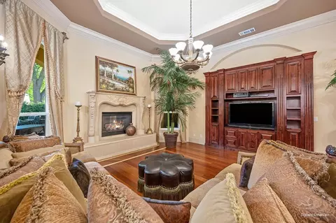 Living - 3430 Nadine St, Carmichael, CA 95608 photo 5 of 6