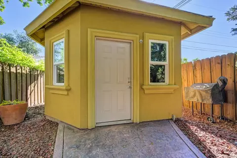 Exterior - 3430 Nadine St, Carmichael, CA 95608 photo 15 of 15