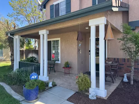 1880 Lane Ct, Los Banos, CA 93635
