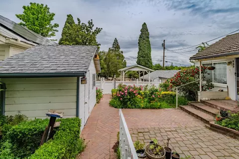 Exterior - 440 Stasal Ave, Jackson, CA 95642 photo 25 of 27
