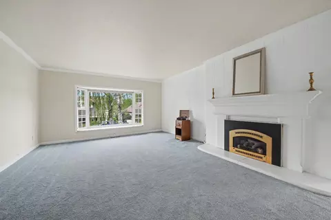 Living - 440 Stasal Ave, Jackson, CA 95642 photo 4 of 12
