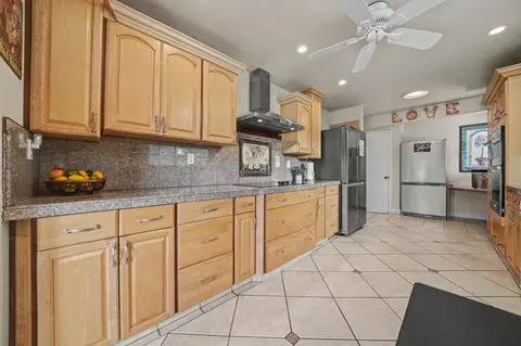 Kitchen - 450 Lakeview Rd, Copperopolis, CA 95228 photo 4 of 6