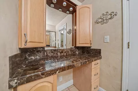 Bath - 450 Lakeview Rd, Copperopolis, CA 95228 photo 3 of 9