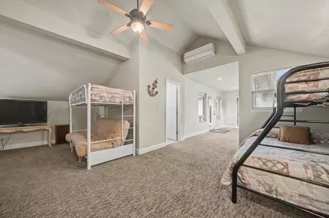 Bedroom - 450 Lakeview Rd, Copperopolis, CA 95228 photo 13 of 16
