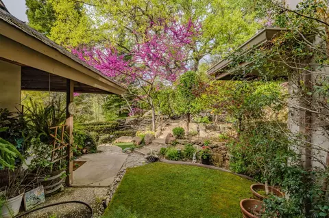 Exterior - 450 Lakeview Rd, Copperopolis, CA 95228 photo 14 of 21