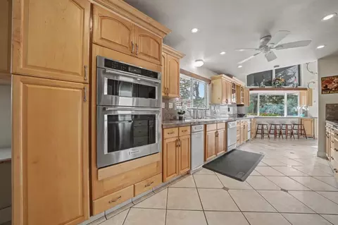 Kitchen - 450 Lakeview Rd, Copperopolis, CA 95228 photo 1 of 6