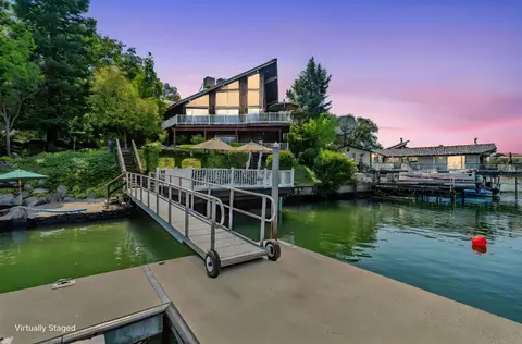 450 Lakeview Rd, Copperopolis, CA 95228